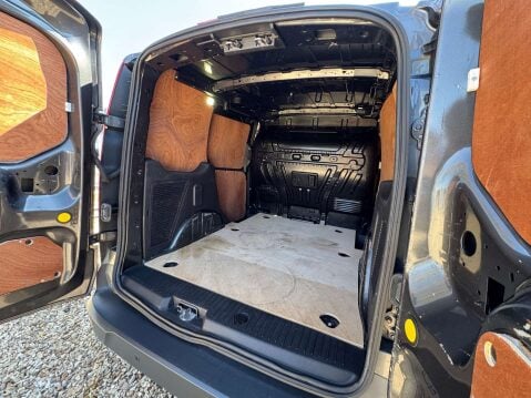 Ford Transit Connect 1.5 Transit Connect 200 Limited 8