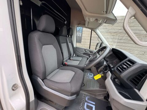 Volkswagen Crafter 2.0 Crafter CR35 Startline TDI 13