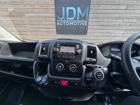Peugeot Boxer 2.2 Boxer 335 Professional L3H2 Blue HDi 24