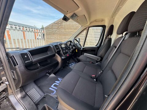 Peugeot Boxer 2.2 Boxer 335 Professional L3H2 Blue HDi 26