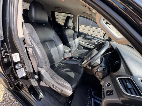 Mitsubishi L200 2.4 L200 Challenger DI-D 4WD 14