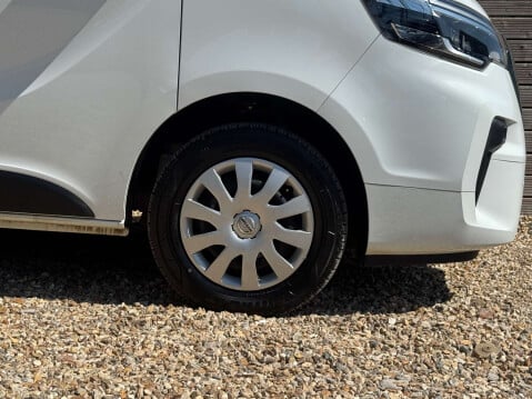 Nissan Primastar 2.0 Primastar Acenta dCi 10