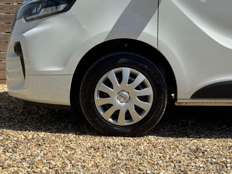 Nissan Primastar 2.0 Primastar Acenta dCi 11