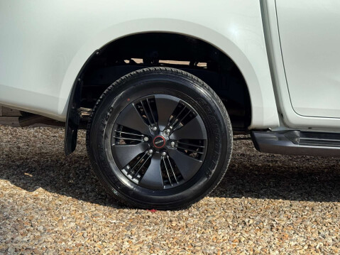 Isuzu D-Max 1.9 D-Max V-Cross 4WD 13