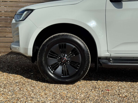 Isuzu D-Max 1.9 D-Max V-Cross 4WD 10