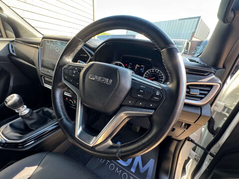 Isuzu D-Max 1.9 D-Max V-Cross 4WD 20