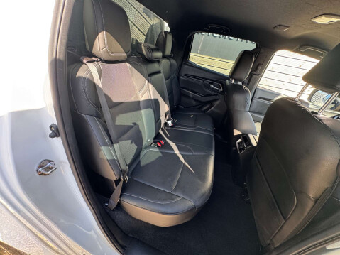 Isuzu D-Max 1.9 D-Max V-Cross 4WD 24