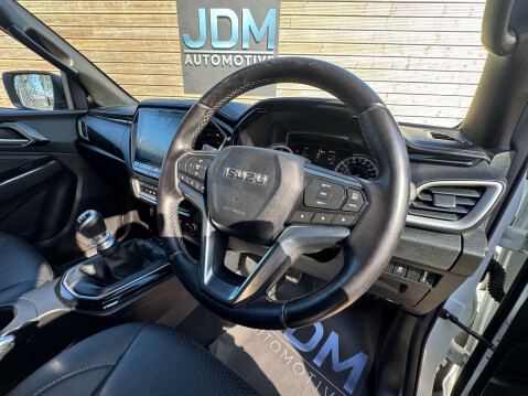 Isuzu D-Max 1.9 D-Max V-Cross 4WD 26
