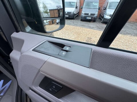 Volkswagen Crafter 2.0 Crafter CR30 Startline TDI 25