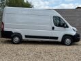 Peugeot Boxer 2.2 Boxer 335 Professional Prem+ L2H2 BHDi 3