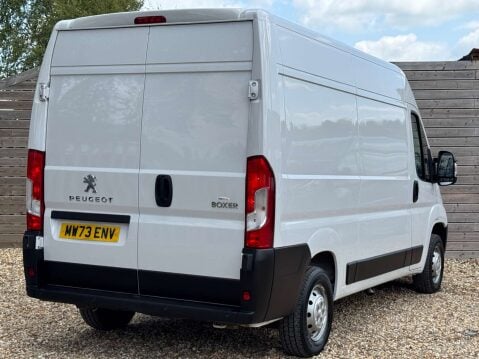 Peugeot Boxer 2.2 Boxer 335 Professional Prem+ L2H2 BHDi 4