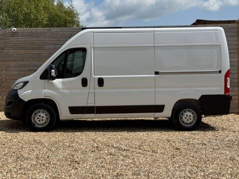 Peugeot Boxer 2.2 Boxer 335 Professional Prem+ L2H2 BHDi 11