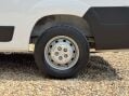 Peugeot Boxer 2.2 Boxer 335 Professional Prem+ L2H2 BHDi 16