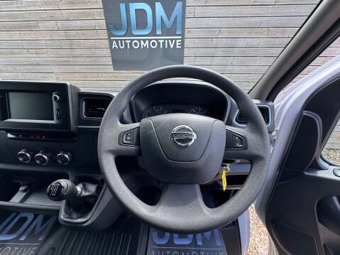 Nissan Interstar 2.3 Interstar Tekna DCI 22