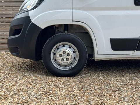 Peugeot Boxer 2.2 Boxer 335 Professional L2H2 Blue HDi 11