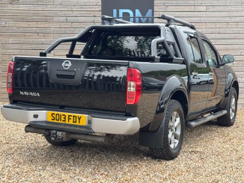 Nissan Navara 2.5 Navara Platinum dCi 4WD 5dr 4