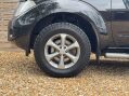 Nissan Navara 2.5 Navara Platinum dCi 4WD 5dr 11