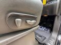 Nissan Navara 2.5 Navara Platinum dCi 4WD 5dr 16