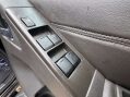 Nissan Navara 2.5 Navara Platinum dCi 4WD 5dr 18