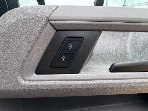 Volkswagen Crafter 2.0 Crafter CR35 Trendline TDI Auto 21