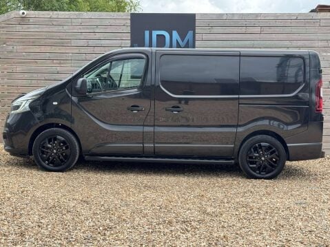 Renault Trafic 2.0 Trafic SL28 Black Edition Energy dCi 9