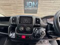 Peugeot Boxer 2.2 Boxer 335 Professional Prem+ L3H2 BHDi 23