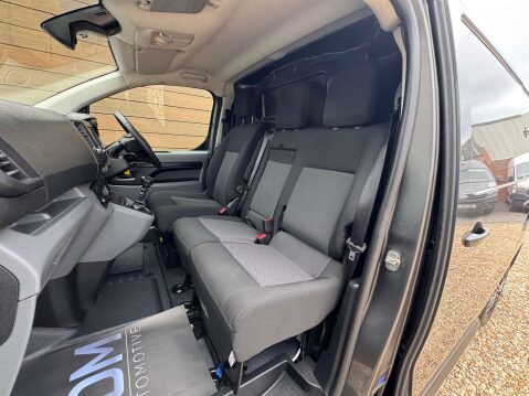 Peugeot Expert 2.0 Expert Professional Premium L2 Blue HDi 28