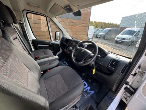 Peugeot Boxer 2.2 Boxer 435 Professional L4H2 Blue HDi 18