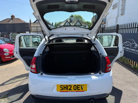 Citroen C3 1.4i White Euro 5 5dr 25