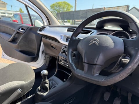 Citroen C3 1.4i White Euro 5 5dr 29