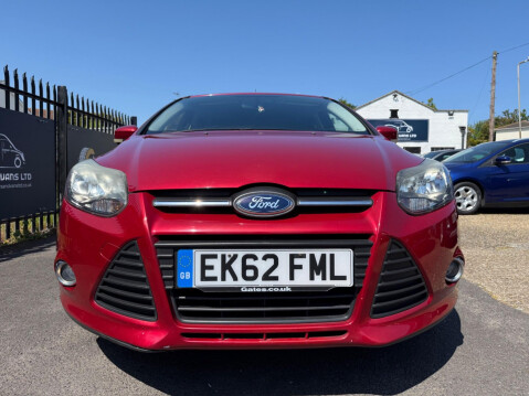 Ford Focus 1.0T EcoBoost Zetec Euro 5 (s/s) 5dr 2