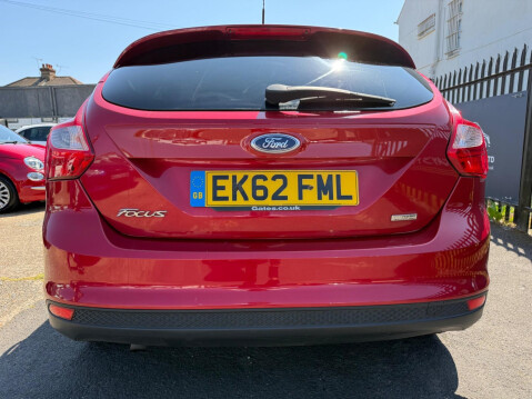 Ford Focus 1.0T EcoBoost Zetec Euro 5 (s/s) 5dr 11