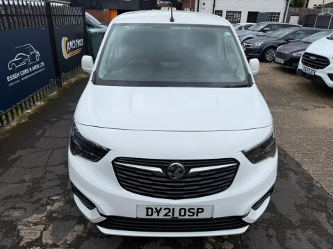 Vauxhall Combo 1.5 Turbo D 2300 Sportive L1 H1 Euro 6 4dr 7