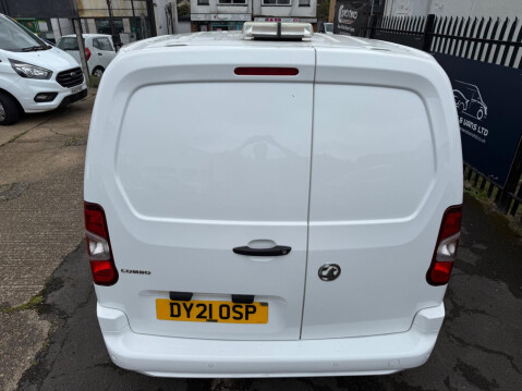 Vauxhall Combo 1.5 Turbo D 2300 Sportive L1 H1 Euro 6 4dr 12