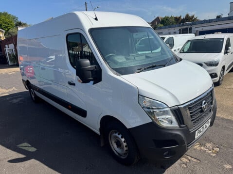 Nissan NV400 2.3 dCi 35 Tekna FWD L3 H2 Euro 6 5dr 5