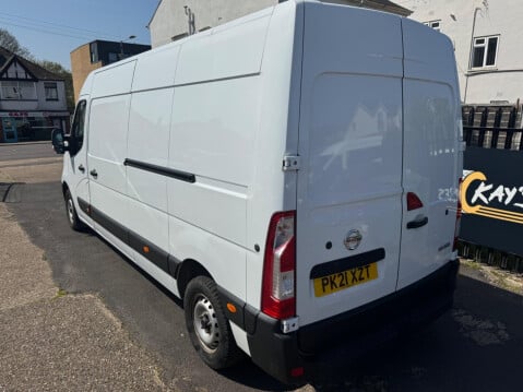 Nissan NV400 2.3 dCi 35 Tekna FWD L3 H2 Euro 6 5dr 14
