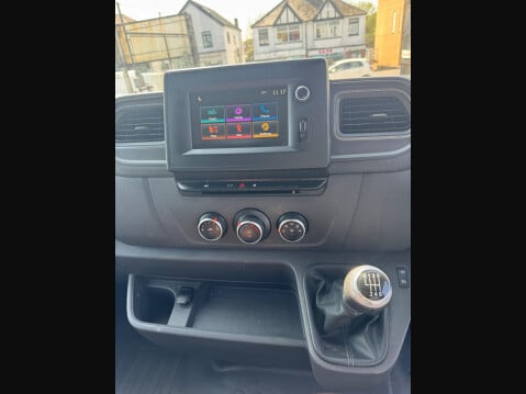 Nissan NV400 2.3 dCi 35 Tekna FWD L3 H2 Euro 6 5dr 27