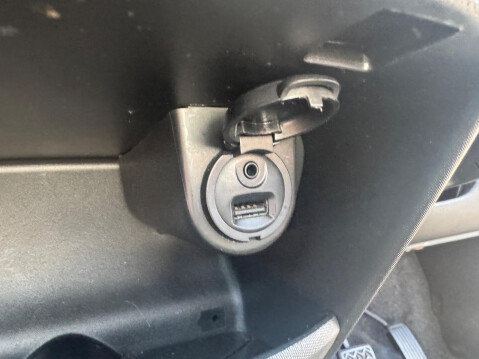 Citroen C1 1.0i VTR Euro 5 5dr 27