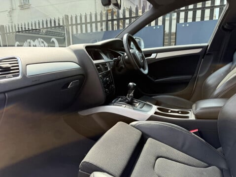 Audi A4 2.0 TFSI S line Special Edition Euro 5 (s/s) 4dr 17