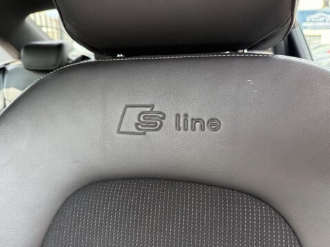 Audi A4 2.0 TFSI S line Special Edition Euro 5 (s/s) 4dr 21