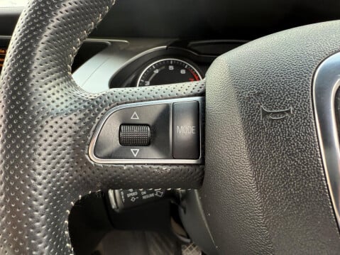 Audi A4 2.0 TFSI S line Special Edition Euro 5 (s/s) 4dr 41