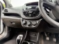 Vauxhall Viva 1.0i SE Euro 6 5dr (a/c) 22