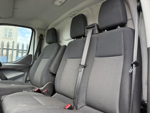 Ford Transit Custom 2.0 TDCi 290 L1 H1 5dr 17
