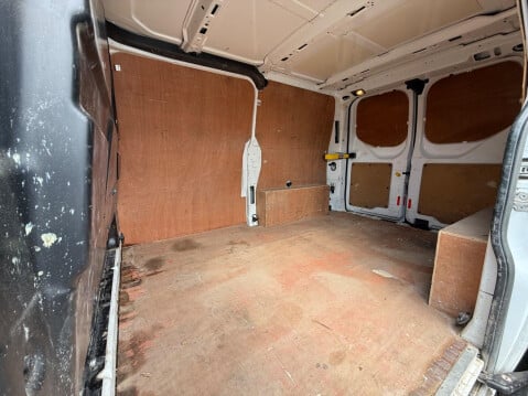 Ford Transit Custom 2.0 TDCi 290 L1 H1 5dr 29