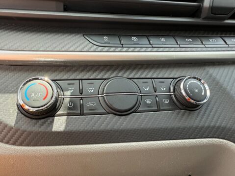 Maxus Deliver 9 2.0 D20 FWD L3 H2 Euro 6 (s/s) 5dr 21