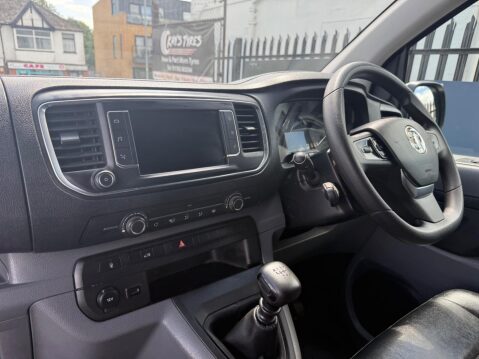 Vauxhall Vivaro 1.5 Turbo D 2900 Sportive L2 H1 Euro 6 (s/s) 5dr 17