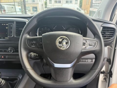 Vauxhall Vivaro 1.5 Turbo D 2900 Sportive L2 H1 Euro 6 (s/s) 5dr 26