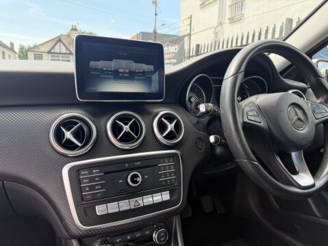 Mercedes-Benz A Class 2.1 A200d Sport Euro 6 (s/s) 5dr 19