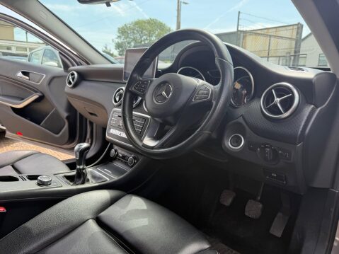 Mercedes-Benz A Class 2.1 A200d Sport Euro 6 (s/s) 5dr 22