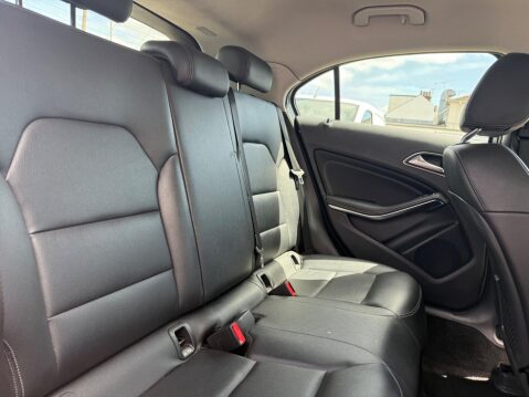 Mercedes-Benz A Class 2.1 A200d Sport Euro 6 (s/s) 5dr 25